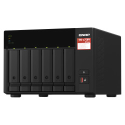 QNAP TS-673A NAS Tower Ryzen Embedded V1500B 8 Go DDR4 0 To QNAP Turbo System Noir