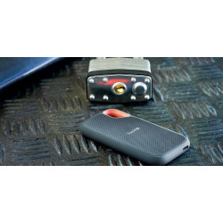 SanDisk SSDEX USB3.2 Extreme 2TB Portable SSD